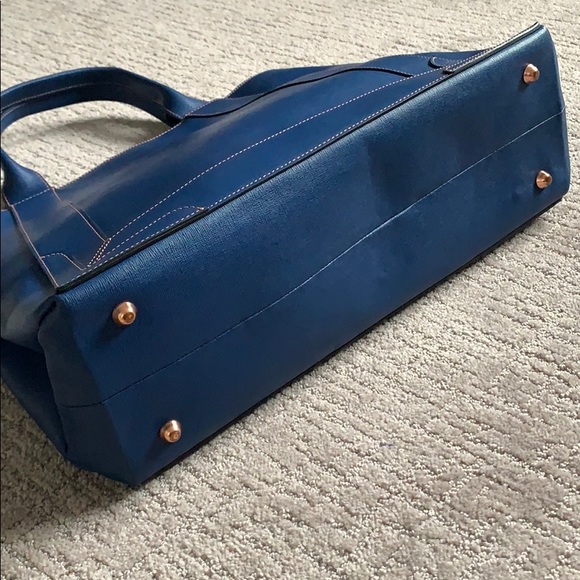 Valentino Tote - Picture 2 of 6